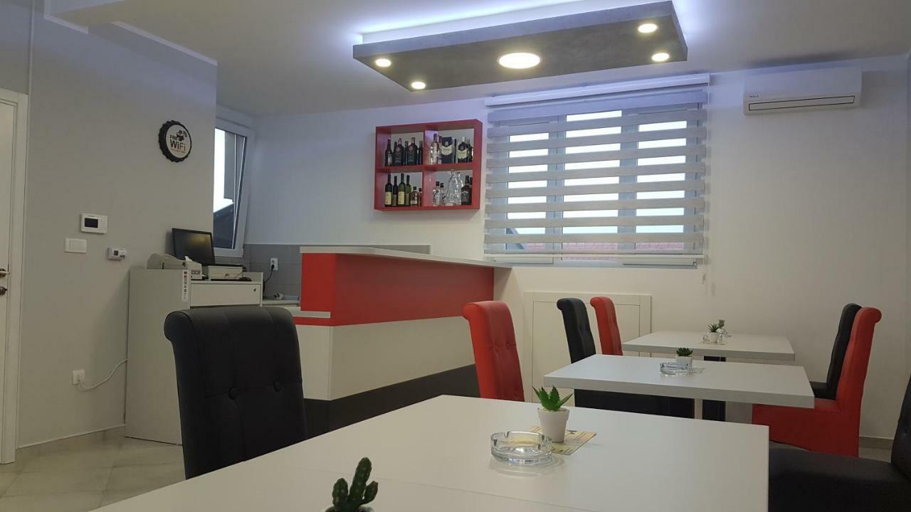 Airport View Apartment Belgrade